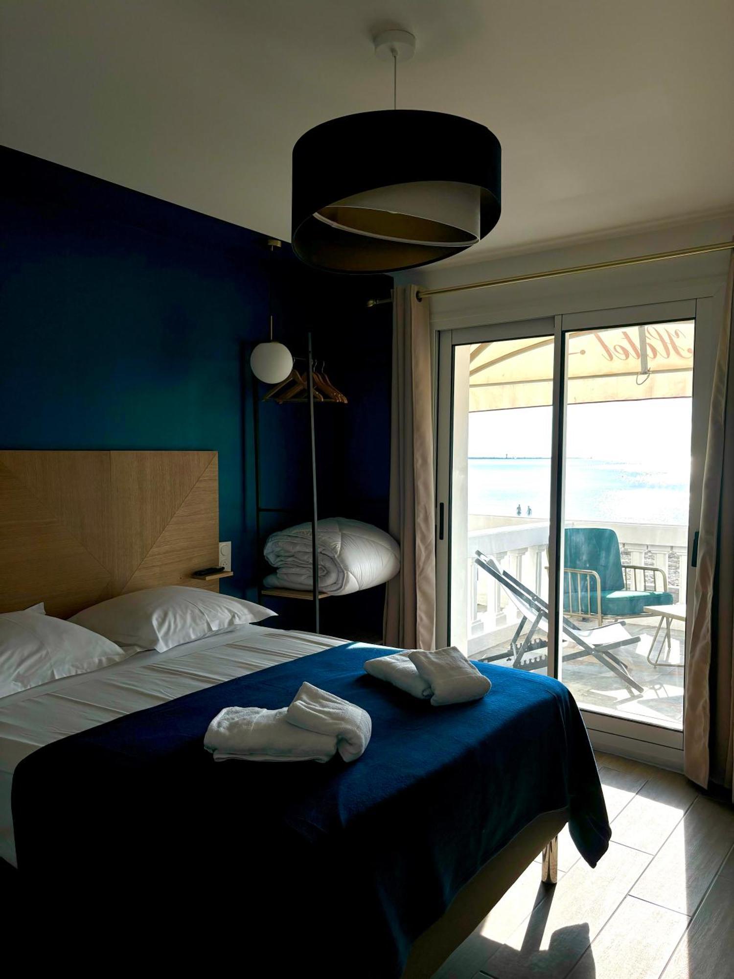 L'Hotel De La Plage Le Grau-du-Roi Εξωτερικό φωτογραφία
